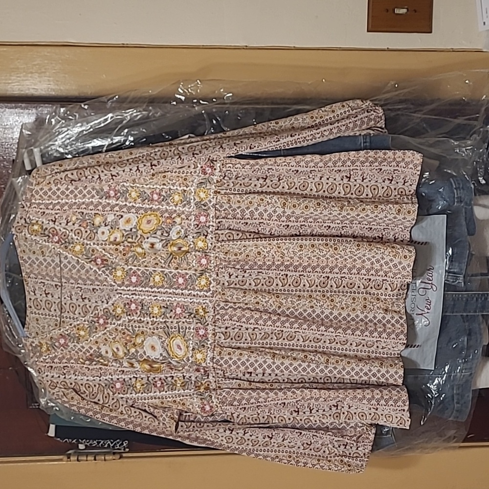 Embroided baby doll shirt